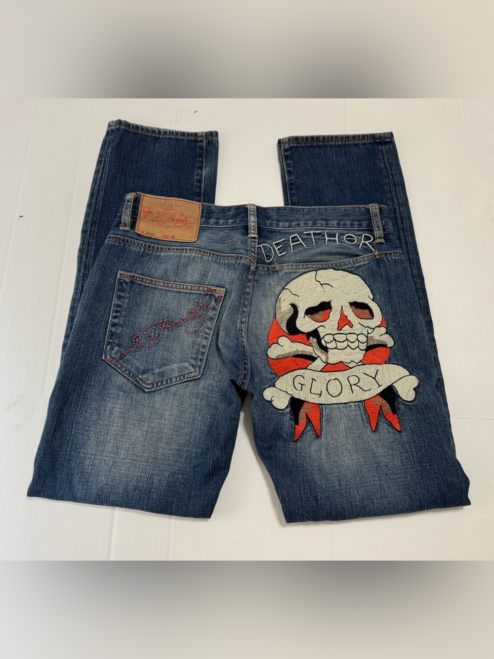 Ed Hardy Blue Denim Mens Jeans 2010 w/ Skull & Red Ribbon Embroidery Streetwear